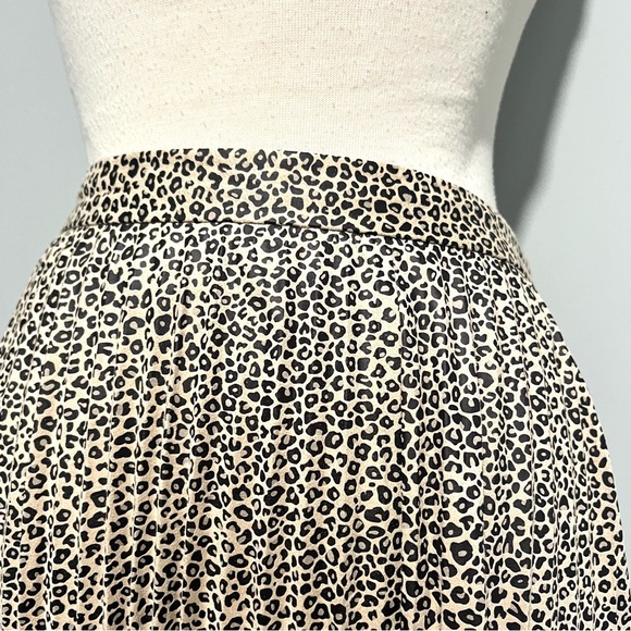 Ann Taylor Animal Print Leopard Pleated A Line MIDI Skirt Size 6 - Picture 2 of 6